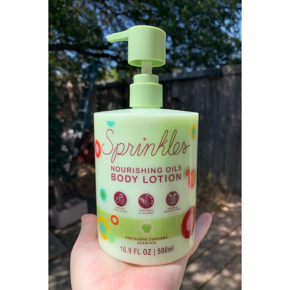 Sprinkles Cupcakes Nourishing Oils Body Lotion Pistachio Cupcake Scented